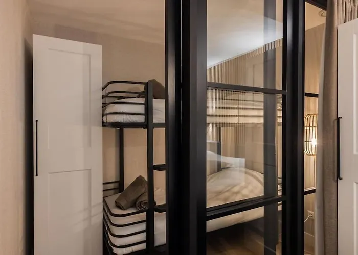 Haya Seaview - Kurhaus *