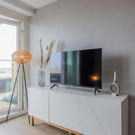 Haya Seaview - Kurhaus شقة